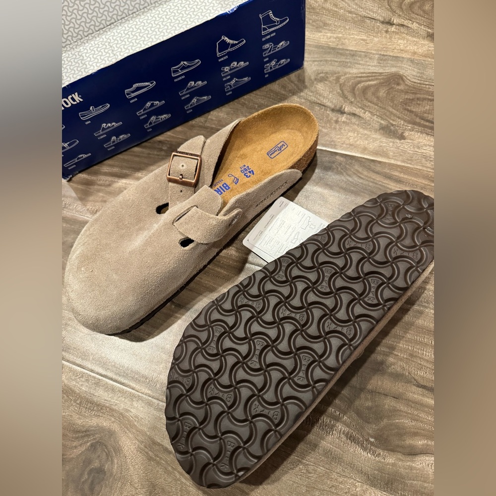 Birkenstock Boston soft beige size 10